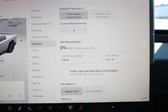 2024 Tesla Cybertruck AWD with 20'' Cyber Wheels - 22991803 - 20
