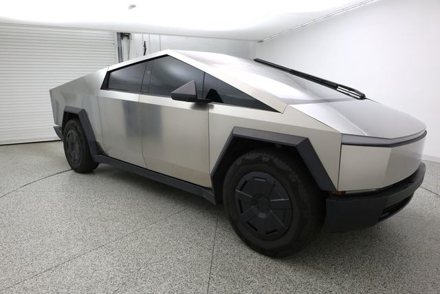 2024 Tesla Cybertruck AWD w/ Premium Connectivity - 23036180 - 2