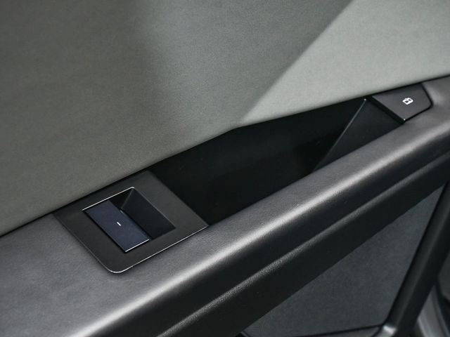 2024 Tesla Cybertruck Base - 22965889 - 17