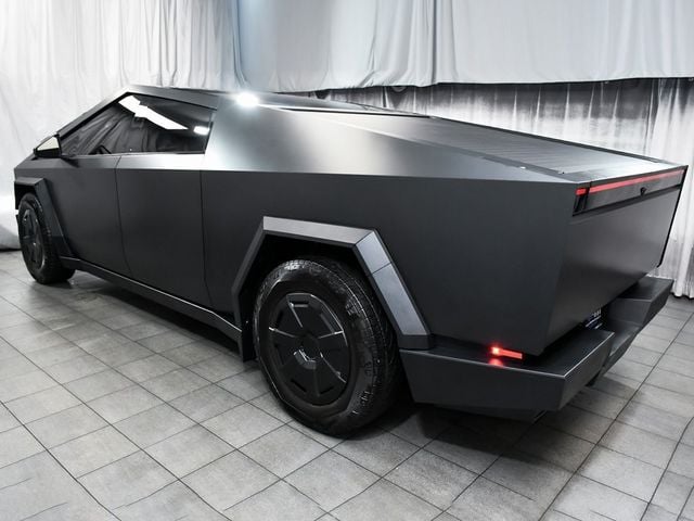 2024 Tesla Cybertruck Base - 22965889 - 3