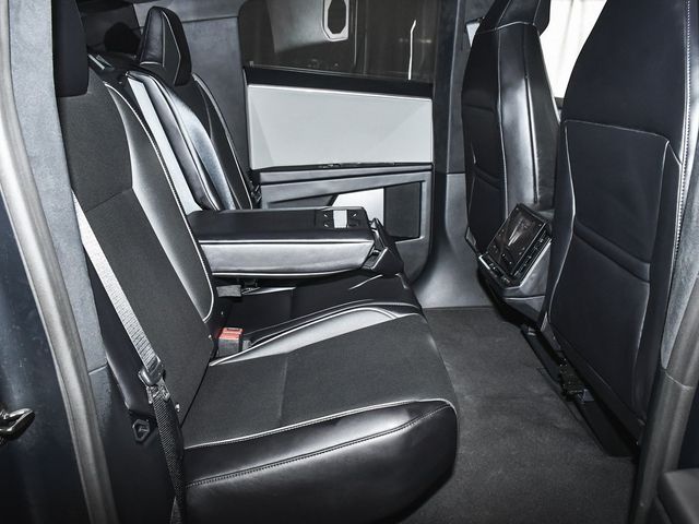 2024 Tesla Cybertruck Base - 22965889 - 58