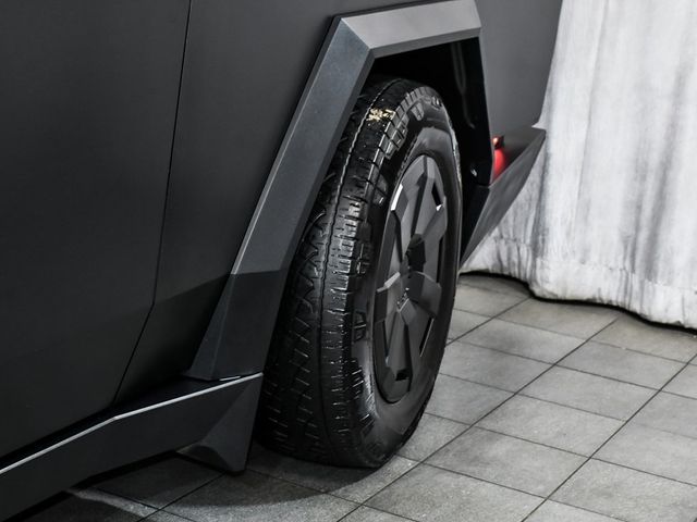 2024 Tesla Cybertruck Base - 22965889 - 67