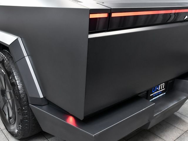 2024 Tesla Cybertruck Base - 22965889 - 79