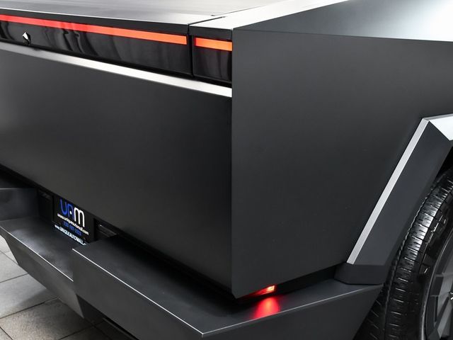 2024 Tesla Cybertruck Base - 22965889 - 82