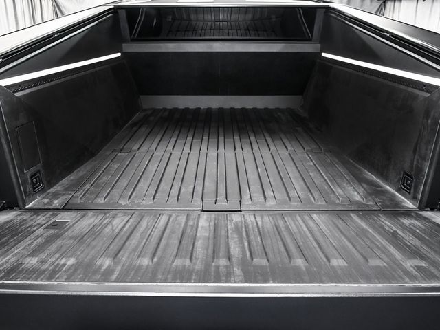 2024 Tesla Cybertruck Base - 22965889 - 87