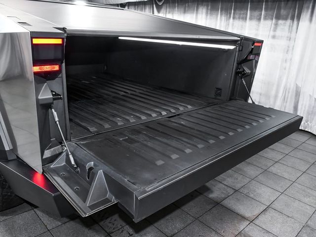 2024 Tesla Cybertruck Base - 23012547 - 58