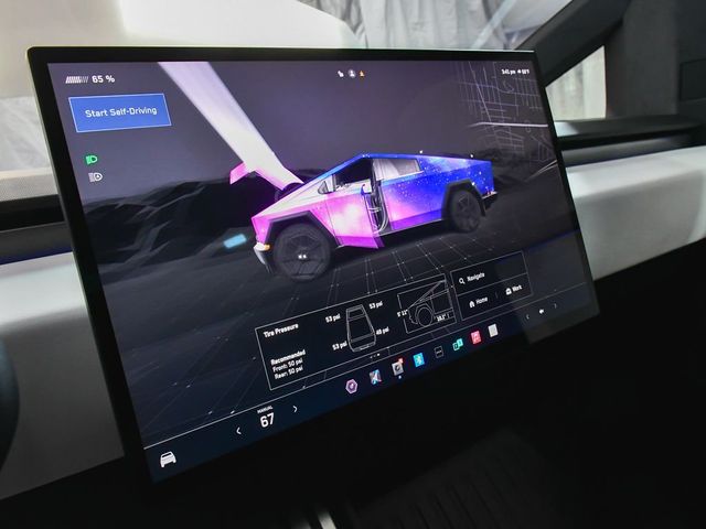 2024 Tesla Cybertruck Base - 23012547 - 60
