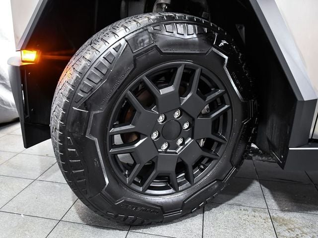 2024 Tesla Cybertruck Base - 23012547 - 6