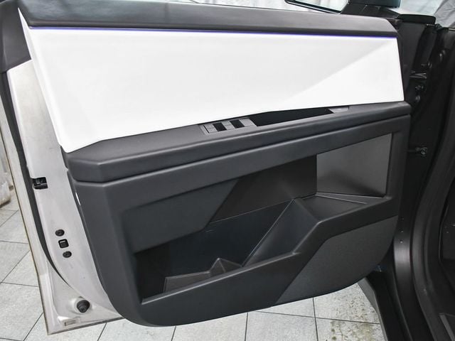 2024 Tesla Cybertruck Base - 23012547 - 8