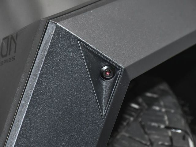 2024 Tesla Cybertruck Base - 23015824 - 19
