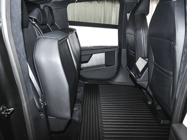 2024 Tesla Cybertruck Base - 23015824 - 50