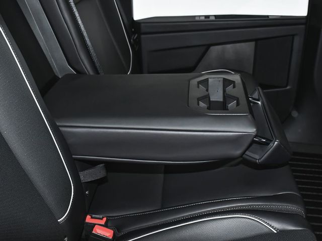 2024 Tesla Cybertruck Base - 23015824 - 54