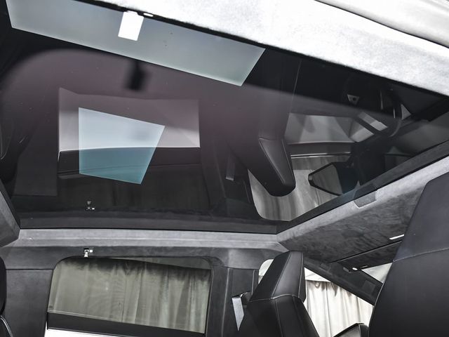 2024 Tesla Cybertruck Base - 23015824 - 56