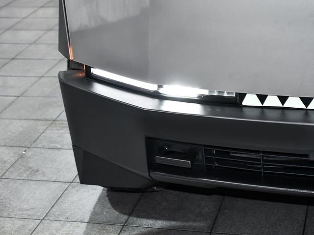 2024 Tesla Cybertruck Base - 23015824 - 70