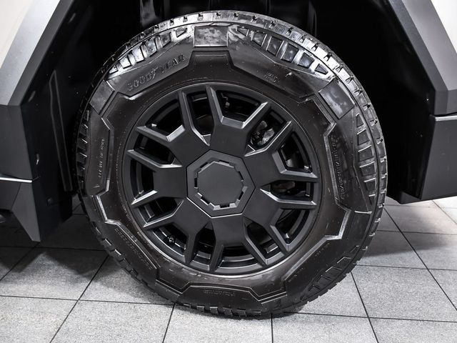2024 Tesla Cybertruck Base - 23015824 - 7