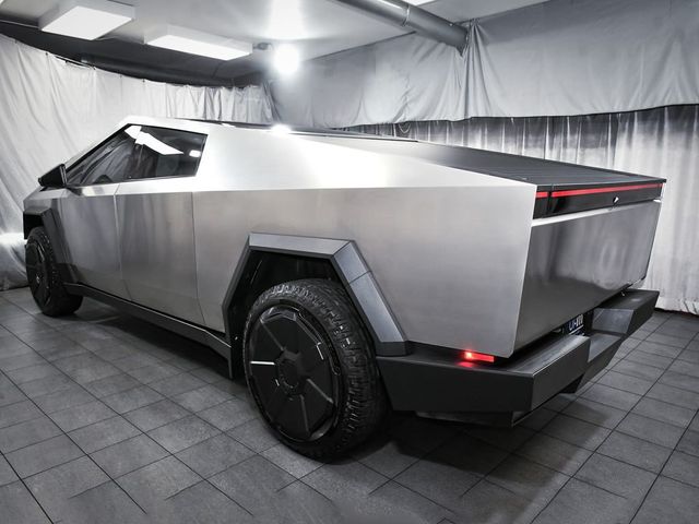 2024 Tesla Cybertruck Base - 23065822 - 3
