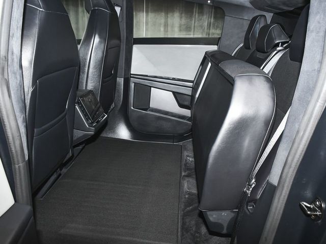 2024 Tesla Cybertruck Base - 23065822 - 50
