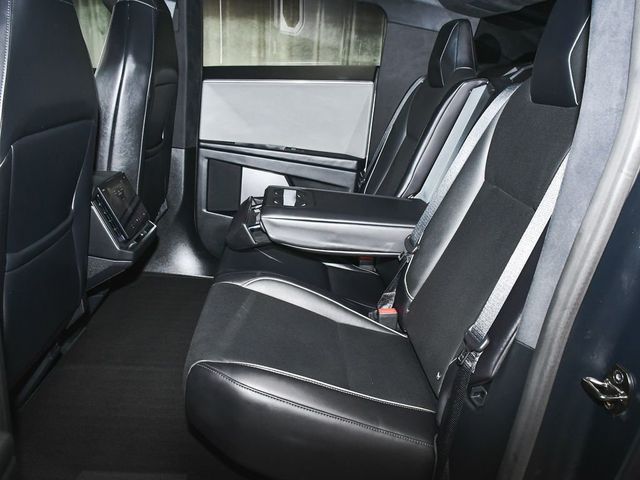 2024 Tesla Cybertruck Base - 23065822 - 53