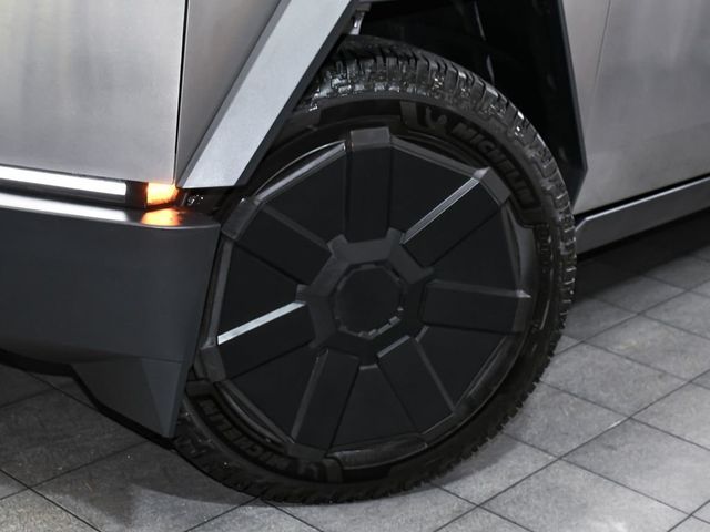 2024 Tesla Cybertruck Base - 23065822 - 69