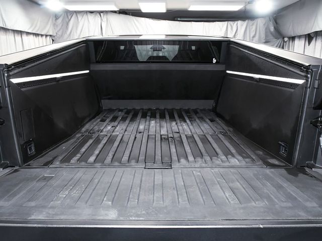 2024 Tesla Cybertruck Base - 23065822 - 81