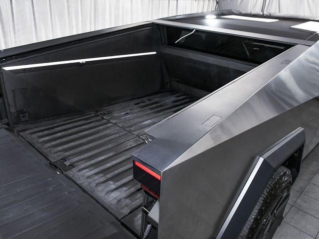 2024 Tesla Cybertruck Base - 23065822 - 82