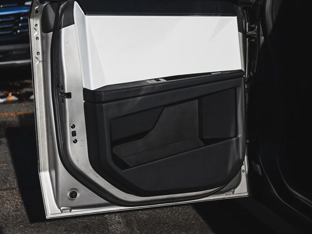 2024 Tesla Cybertruck Base - 22960479 - 10