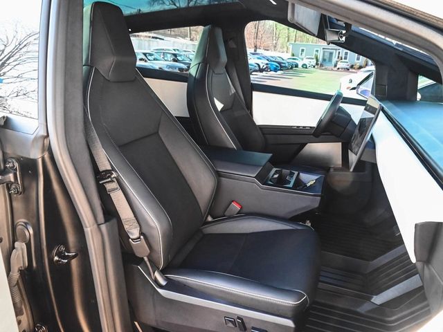 2024 Tesla Cybertruck Base - 22960479 - 27