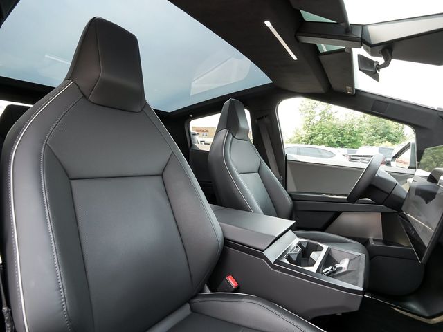 2024 Tesla Cybertruck Base - 23077355 - 40