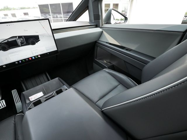 2024 Tesla Cybertruck Base - 23077355 - 46