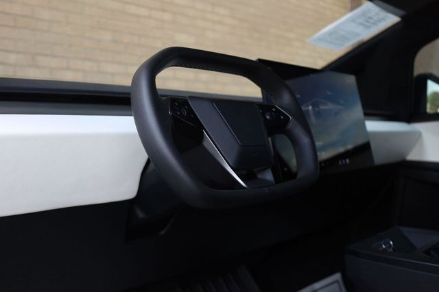 2024 Tesla Cybertruck Base Crew Cab AWD - 23083414 - 16