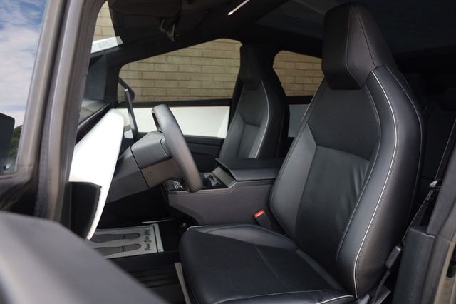 2024 Tesla Cybertruck Base Crew Cab AWD - 23083414 - 18
