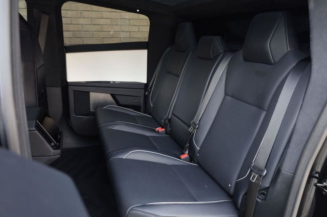 2024 Tesla Cybertruck Base Crew Cab AWD - 23083414 - 22