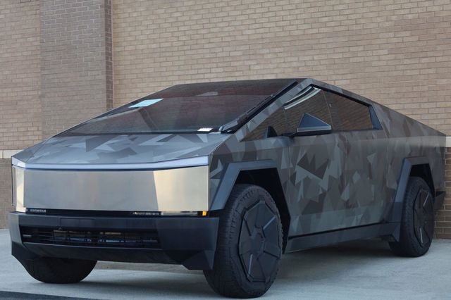 2024 Tesla Cybertruck Base Crew Cab AWD - 23083414 - 6
