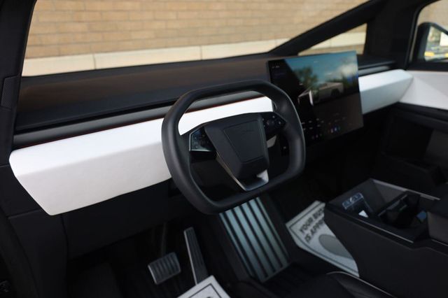 2024 Tesla Cybertruck Base Crew Cab AWD - 23083415 - 15