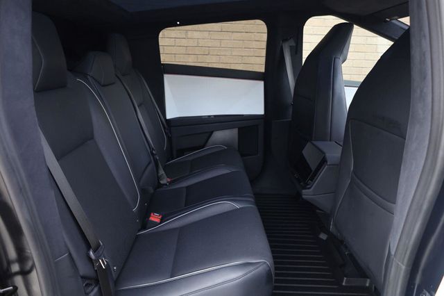 2024 Tesla Cybertruck Base Crew Cab AWD - 23083415 - 25