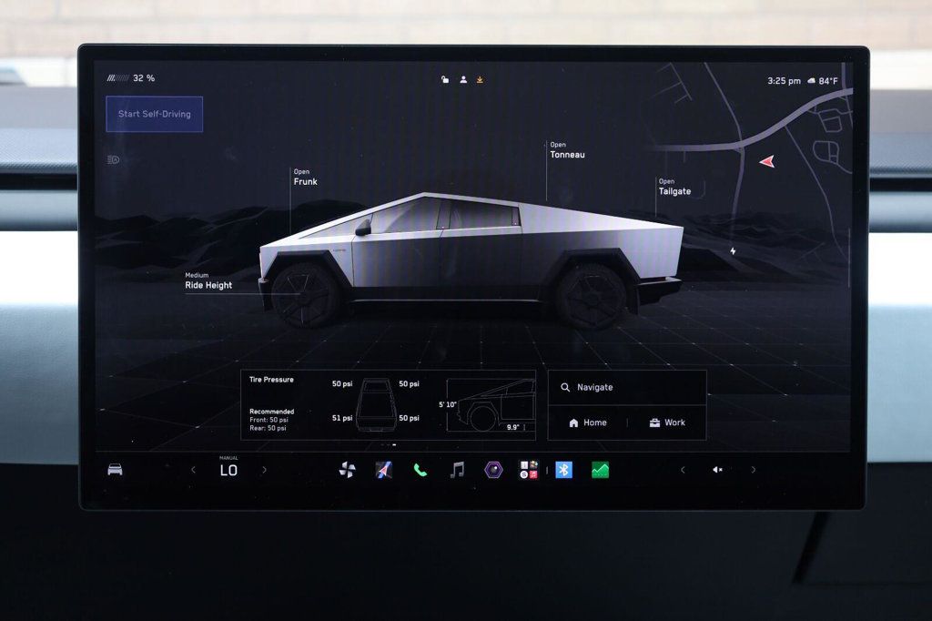 Tesla Cybertruck photo 40