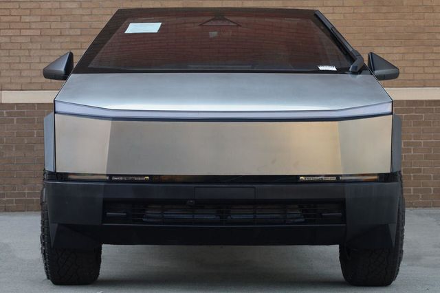 2024 Tesla Cybertruck Base Crew Cab AWD - 23083415 - 5