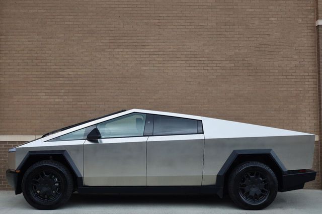 2024 Tesla Cybertruck Cyberbeast - 23087506 - 1