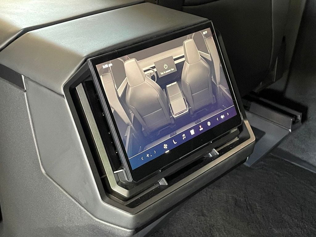 2024 Tesla Cybertruck Cyberbeast AWD - 23024815 - 19