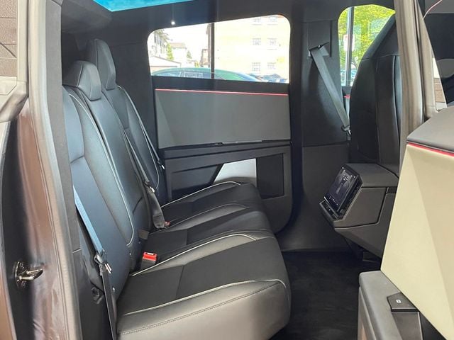 2024 Tesla Cybertruck Cyberbeast AWD - 23024815 - 23