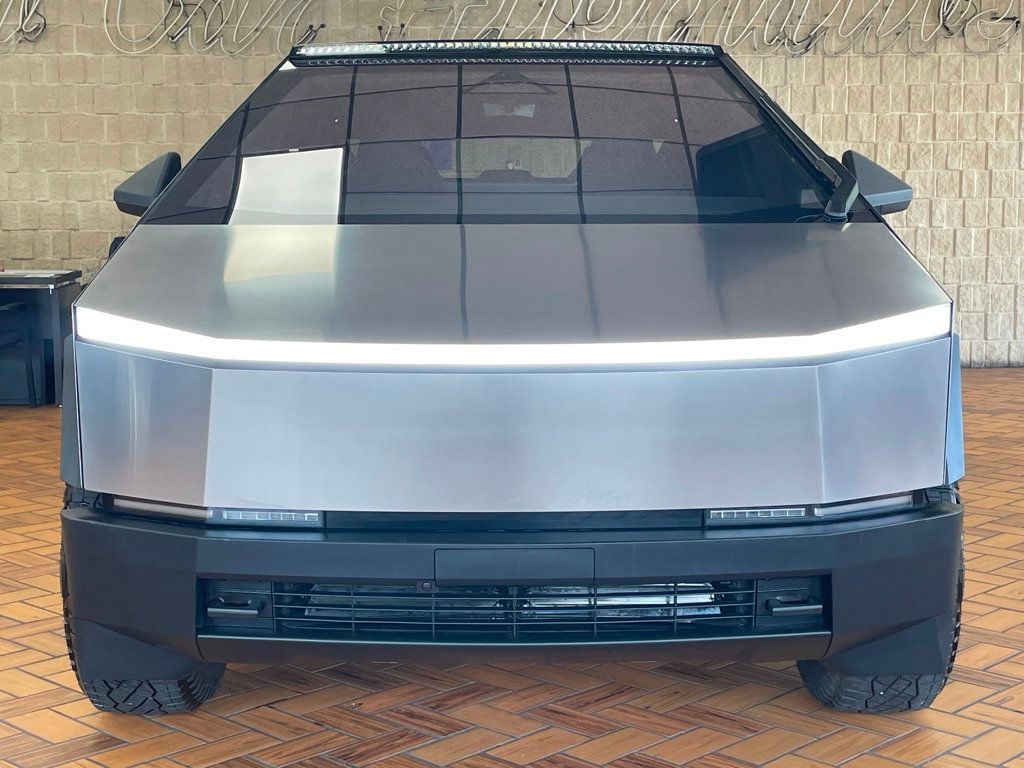 2024 Tesla Cybertruck Cyberbeast AWD - 23024815 - 2