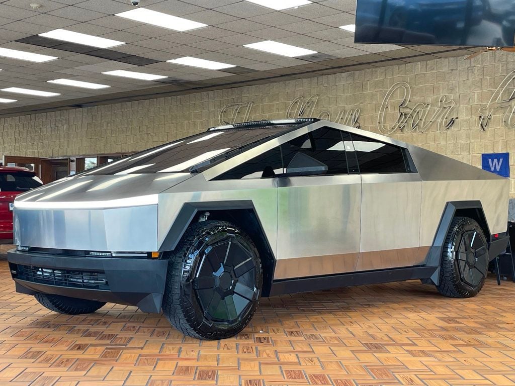 2024 Tesla Cybertruck Cyberbeast AWD - 23024815 - 3