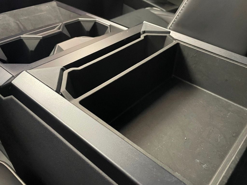 2024 Tesla Cybertruck Cyberbeast AWD - 23024815 - 47