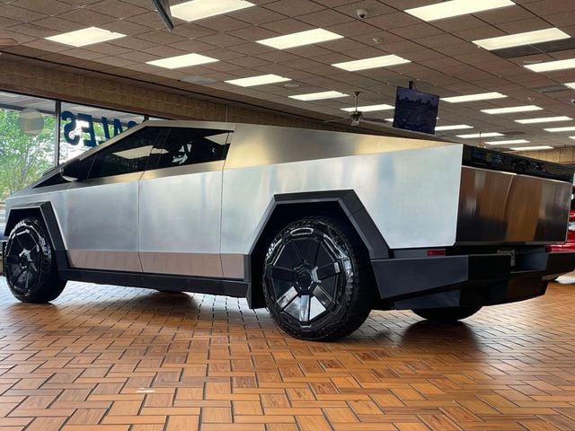 2024 Tesla Cybertruck Cyberbeast AWD - 23024815 - 5