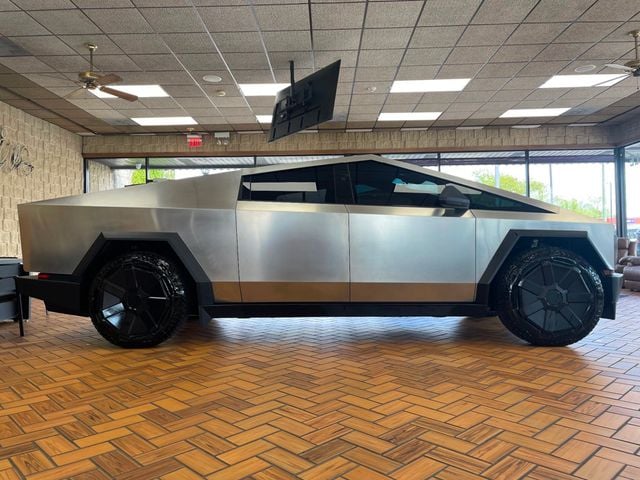 2024 Tesla Cybertruck Cyberbeast AWD - 23024815 - 6