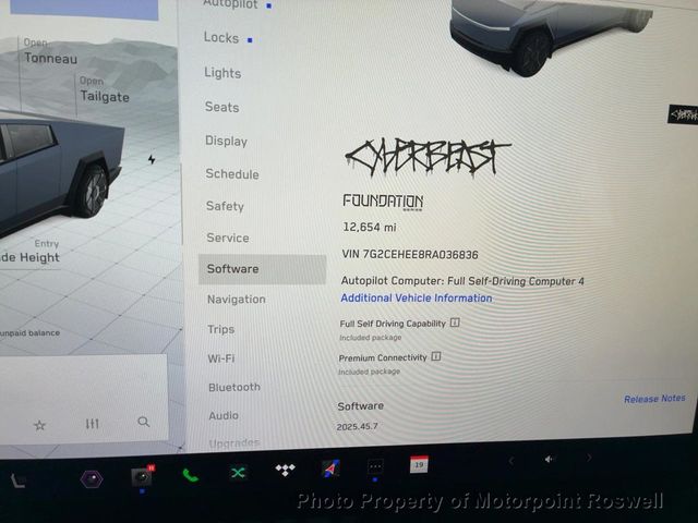 2024 Tesla Cybertruck Cyberbeast AWD - 22976713 - 2
