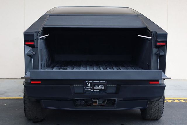 2024 Tesla Cybertruck Cyberbeast AWD - 23031383 - 10