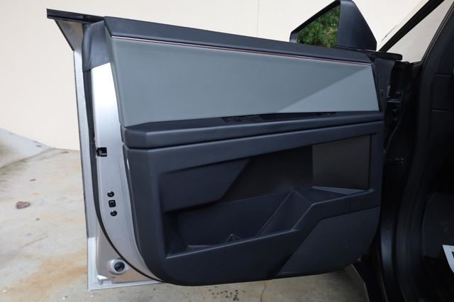 2024 Tesla Cybertruck Cyberbeast AWD - 23031383 - 11