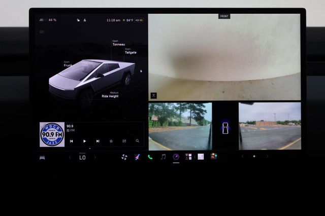 2024 Tesla Cybertruck Cyberbeast AWD - 23031383 - 43