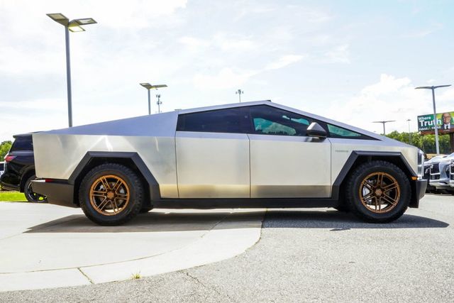 2024 Tesla Cybertruck Cyberbeast AWD - 23057458 - 3